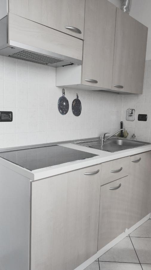 Kitchen+2 Double Beds * Bologne